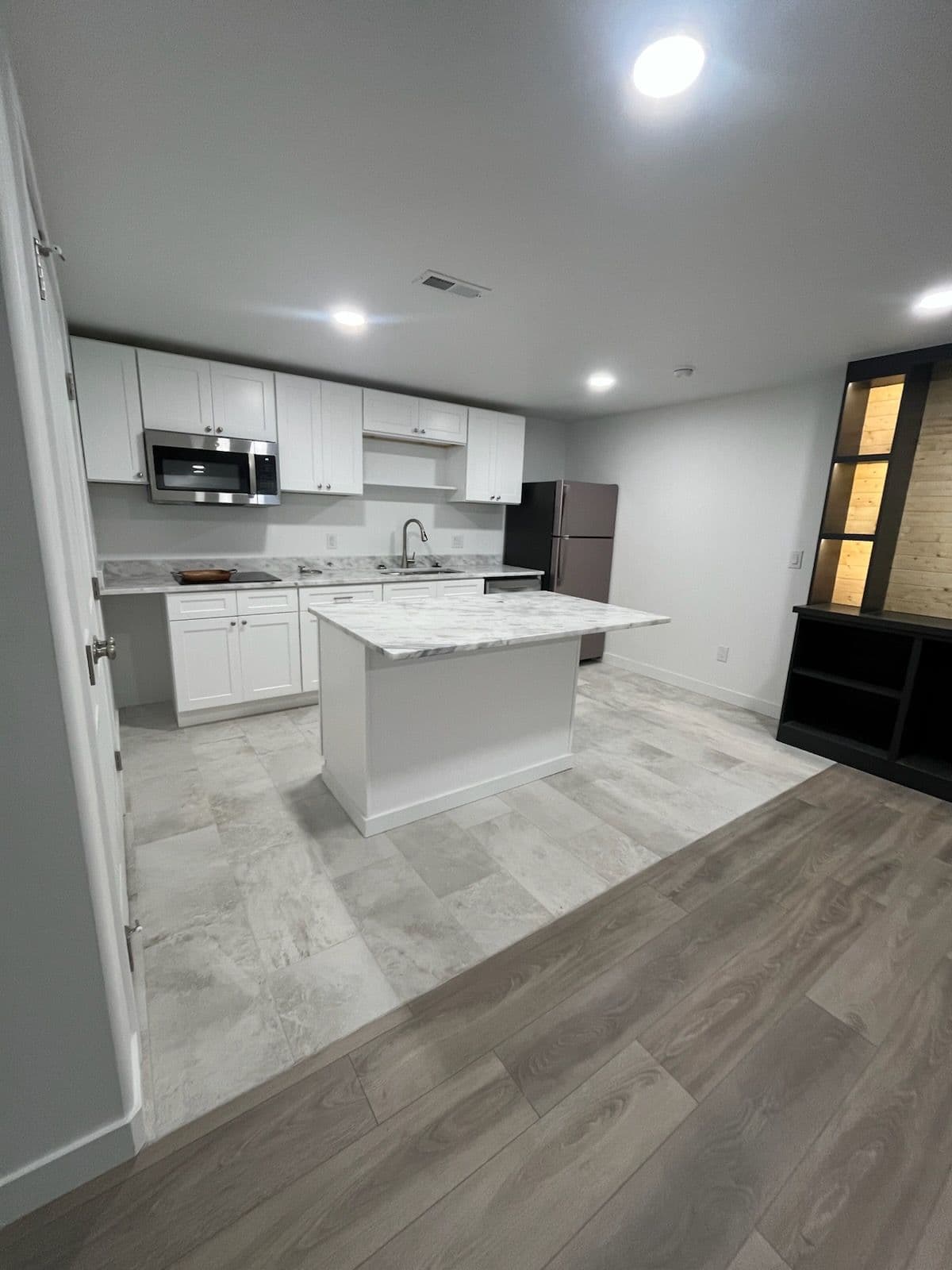 Sleek Modern Kitchen Remodel with Marble Accents