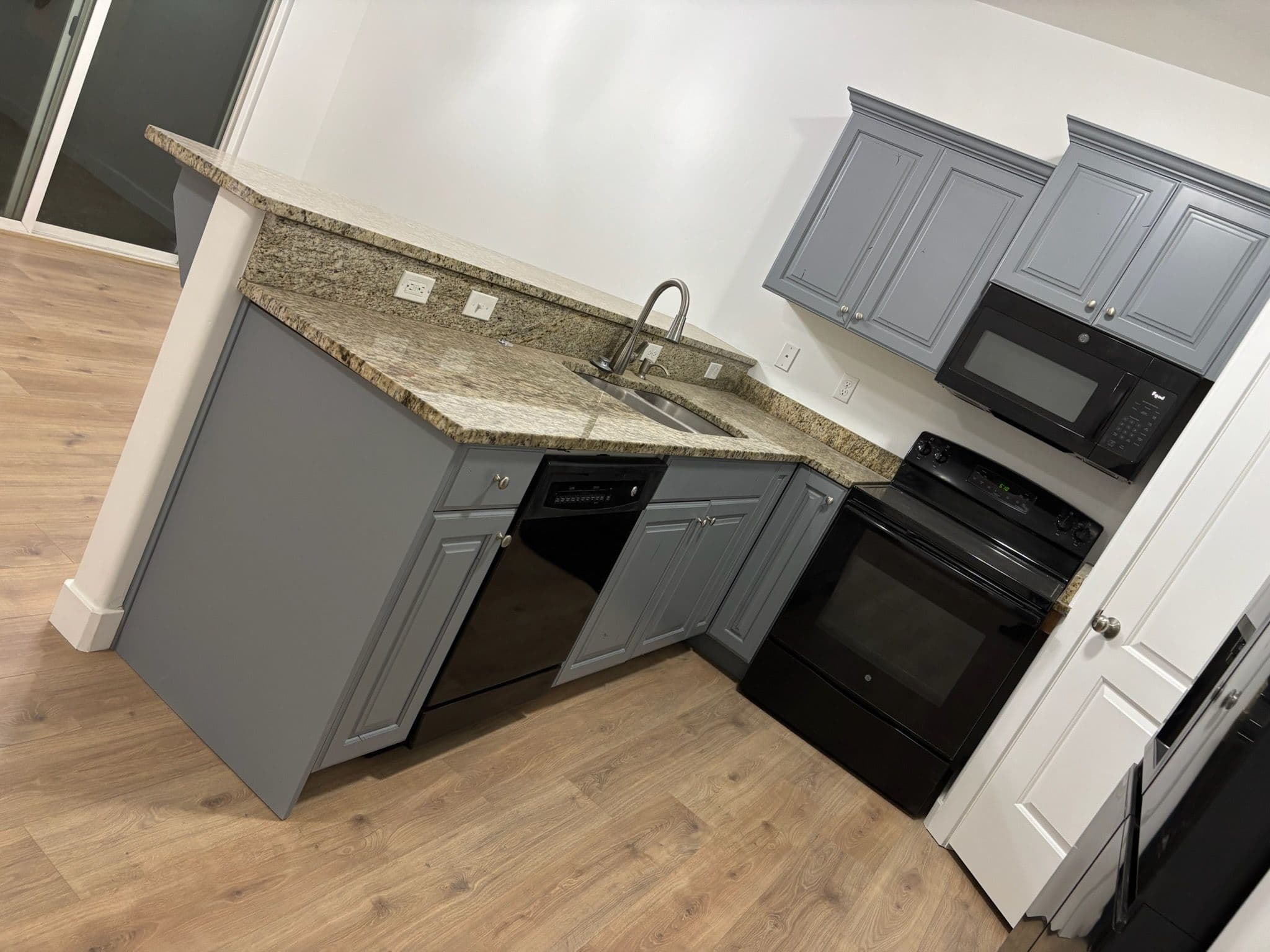 Project Custom Kitchen Makeover Elevates Style image